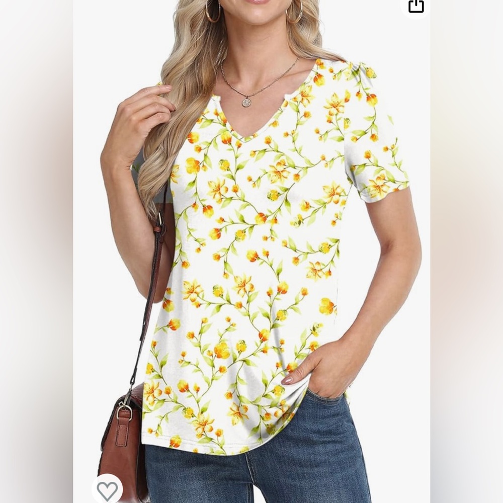 Women's Short Sleeve Top Loose V Neck Size XL White with Yellow Floral Print